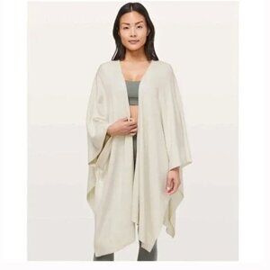 Lululemon Free To Coast Poncho Wrap Sweater Heathered Dove Gray OS Loungewear